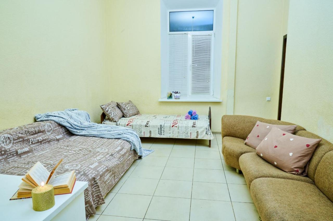 Appartement Троицкая Люккс Апартамены Посуточно Почасово à Soumy Extérieur photo