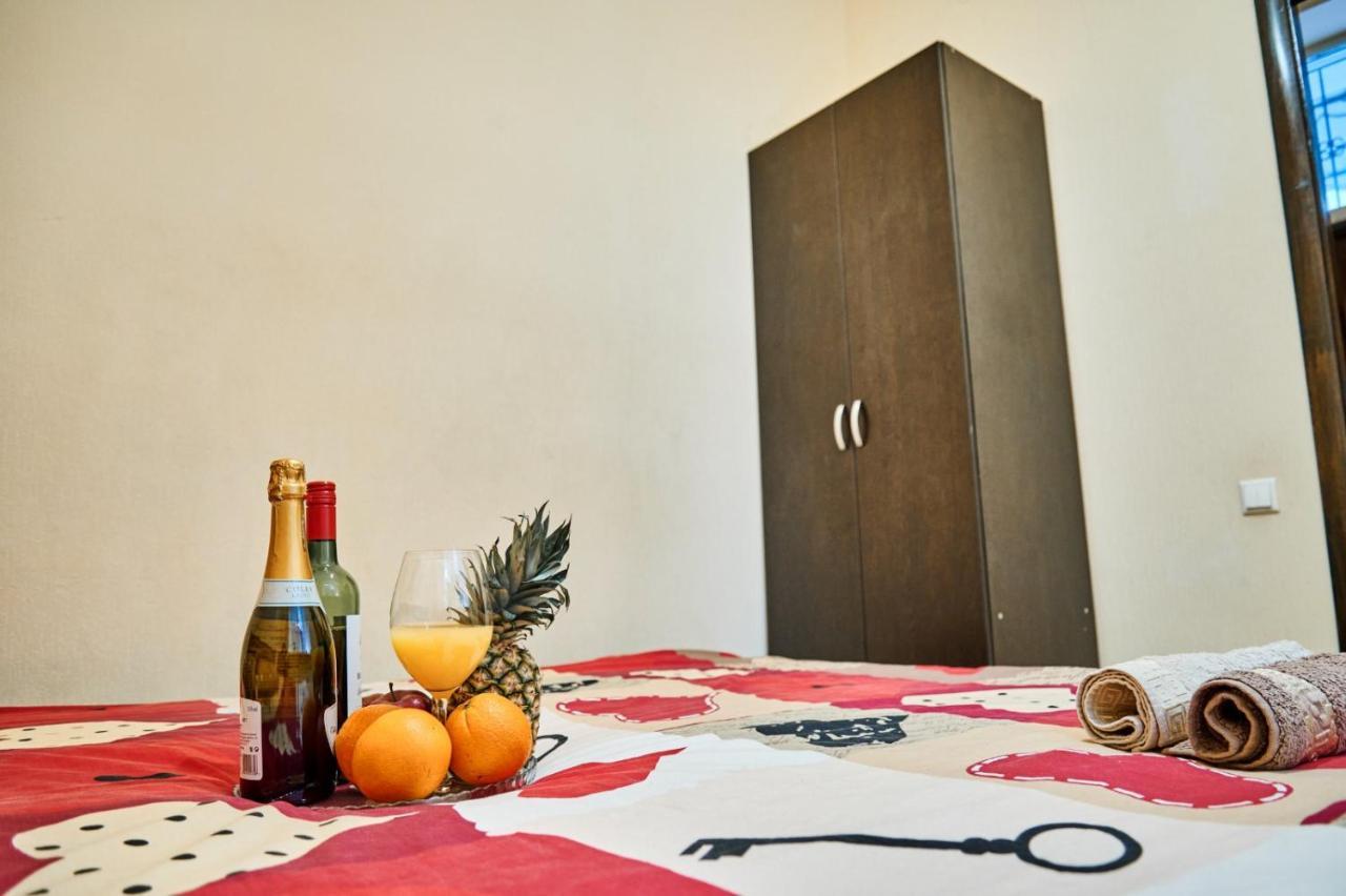 Appartement Троицкая Люккс Апартамены Посуточно Почасово à Soumy Extérieur photo