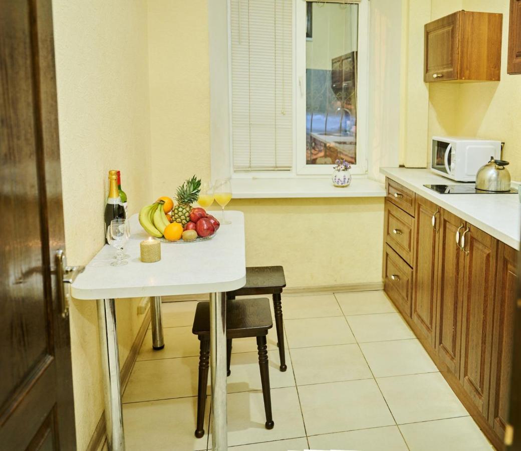 Appartement Троицкая Люккс Апартамены Посуточно Почасово à Soumy Extérieur photo