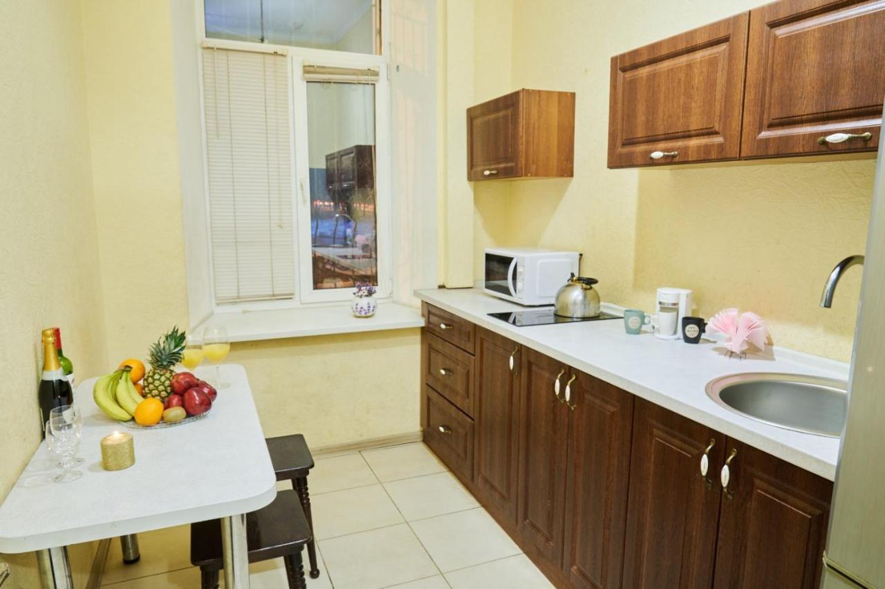 Appartement Троицкая Люккс Апартамены Посуточно Почасово à Soumy Extérieur photo
