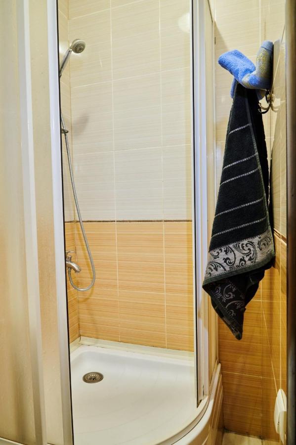 Appartement Троицкая Люккс Апартамены Посуточно Почасово à Soumy Extérieur photo